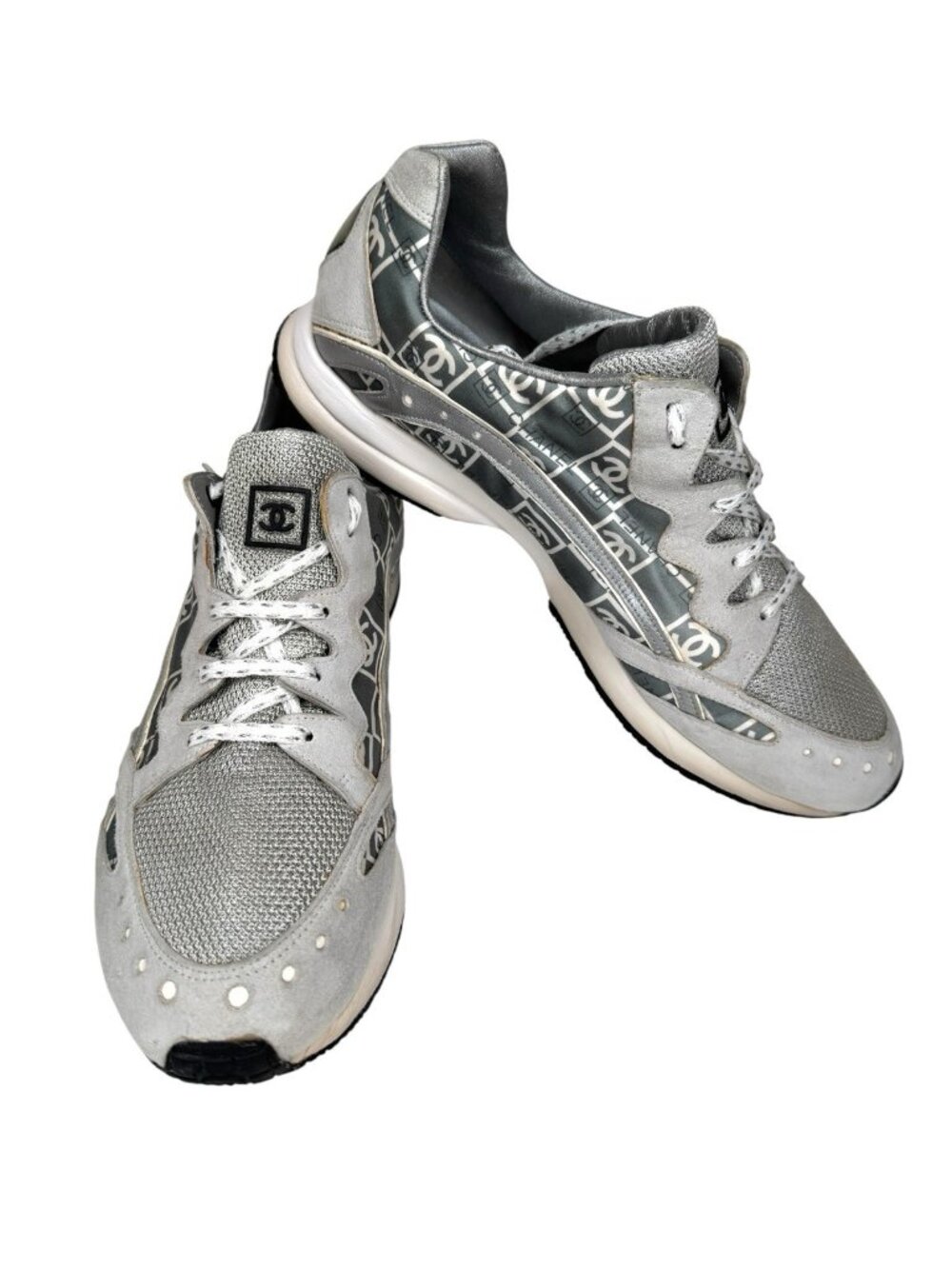 Chanel CC Logo Size 38 Monogram Silver Trainer Sneakers Suede Mesh Y2K